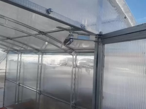 Автоматический открыватель дверей для теплицы Автоматический открыватель дверей для теплицы